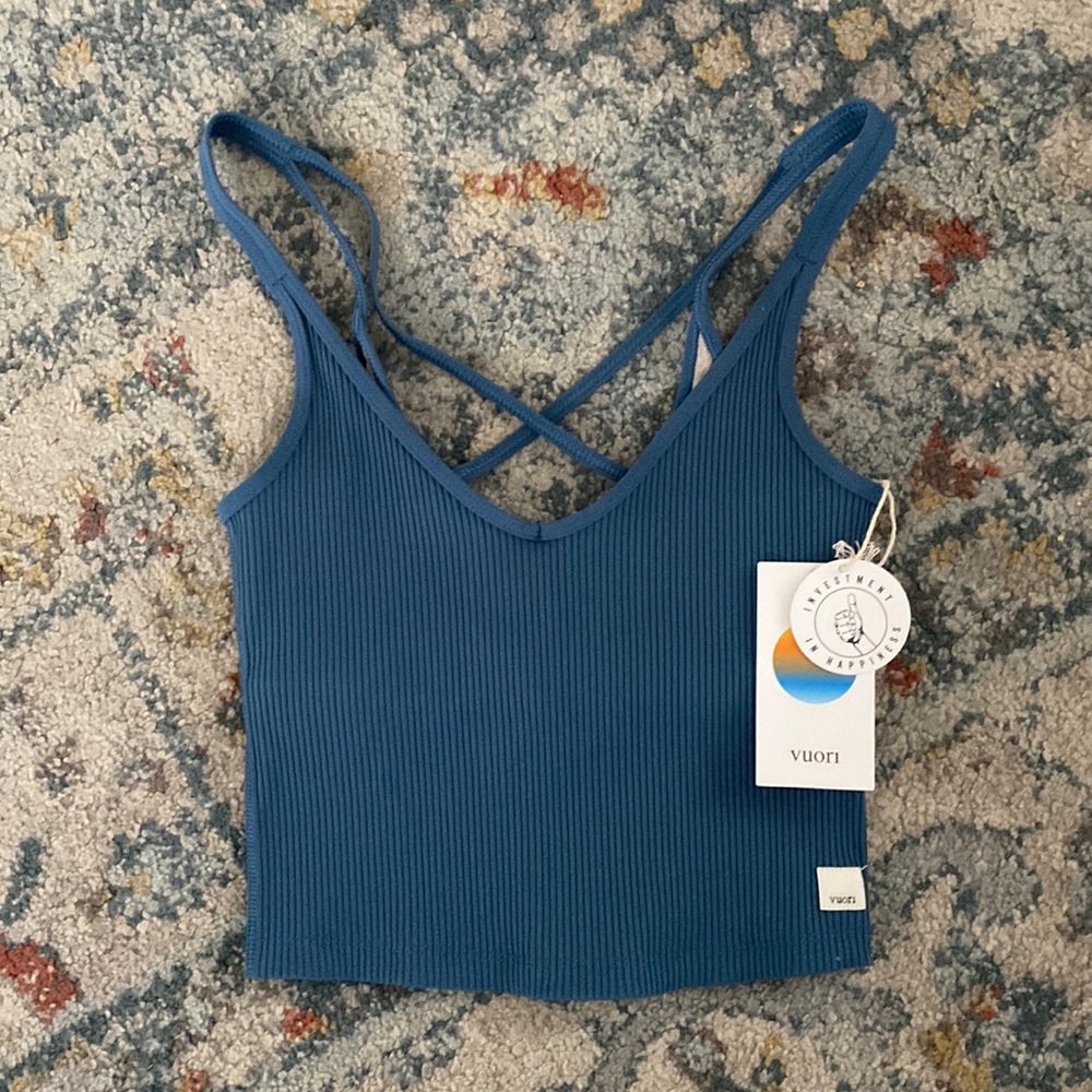 NWT Vuori Women’s XS Ribbed Crop Top